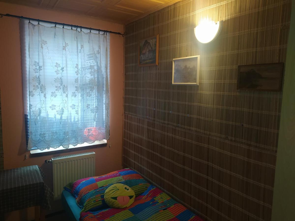 Drevenka Hotel Provodin Ngoại thất bức ảnh